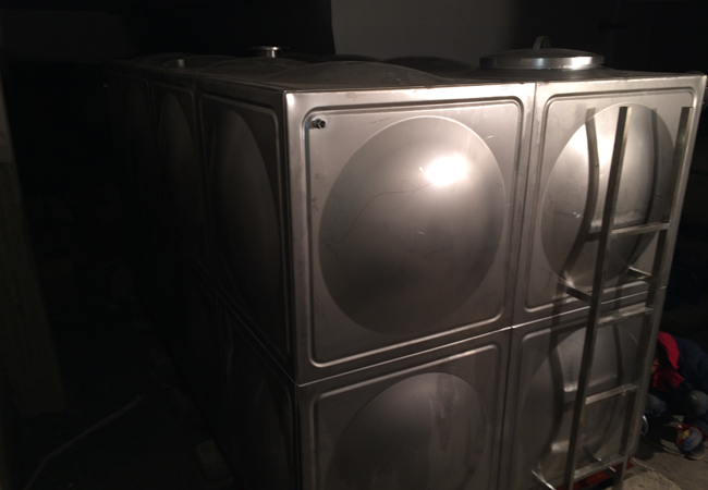 姑蘇金茂府游泳池設(shè)備供水